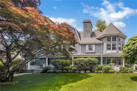 9 Sturgis Rd, Bronxville, NY 10708