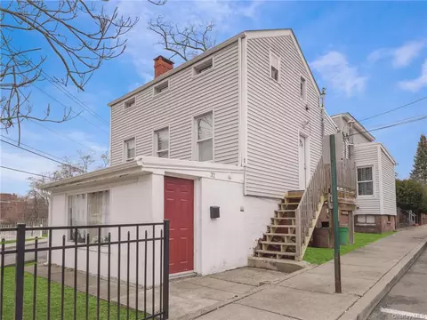 32 Fourth St, Haverstraw, NY 10927