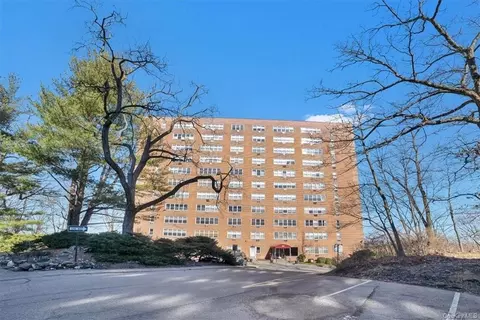 615 Palmer Rd #704, Yonkers, NY 10701