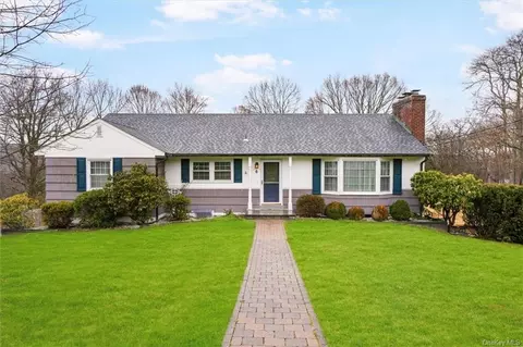 6 Arthur St, Cortlandt, NY 10567