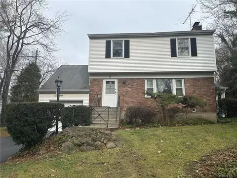 2 Burnsdale Ave, Mount Pleasant, NY 10595