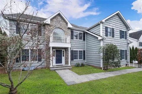 660 North St, White Plains, NY 10605