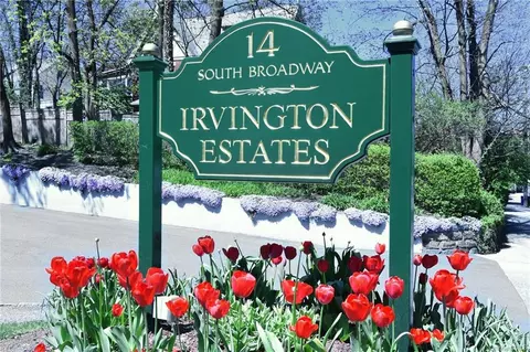 14 S Broadway #10-1A, Greenburgh, NY 10533
