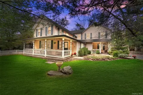 106 Viola Rd, Ramapo, NY 10901