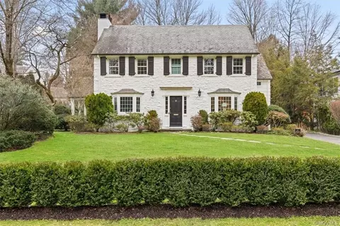 11 Brookline Rd, Scarsdale, NY 10583