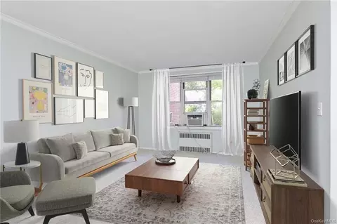5601 Riverdale Ave #4/S, Bronx, NY 10471