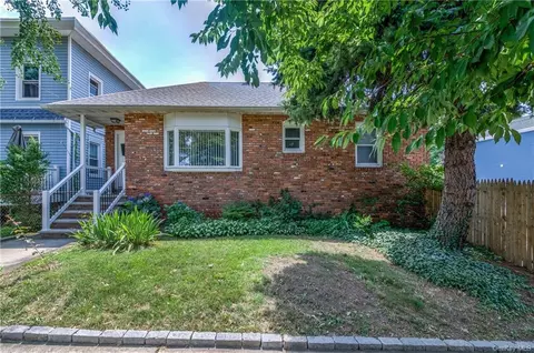 168 Fordham St, City Island, NY 10464