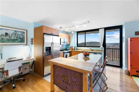 2287 Johnson Ave #12F, Bronx, NY 10463