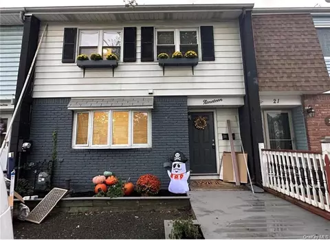 19 Rivervale Rd, Middletown, NY 10940
