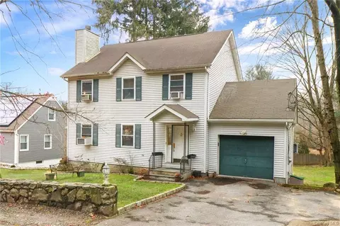 277 Sprout Brook Rd, Cortlandt, NY 10567