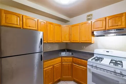1219 Nelson Ave #1219D, Bronx, NY 10452