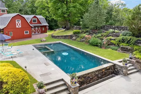 234 Westchester Ave, Pound Ridge, NY 10576