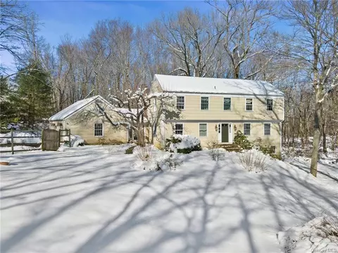 3 Holly Hill Ln, Lewisboro, NY 10536
