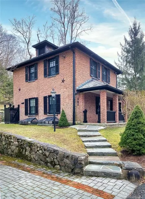 227 W Lake Rd, Tuxedo, NY 10987