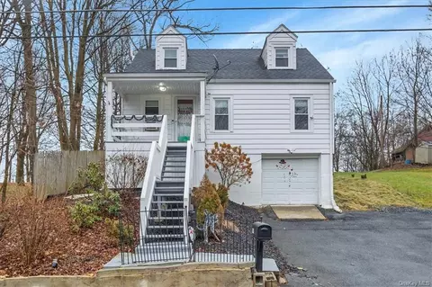 39 East Ave, Walden, NY 12586