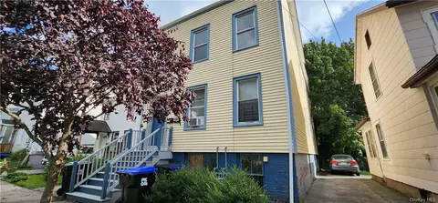 45 Gifford Ave, Poughkeepsie, NY 12601
