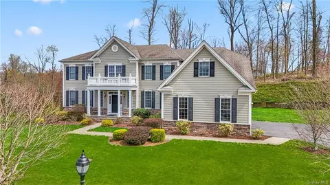 7 Cheshire Ln, Greenburgh, NY 10583