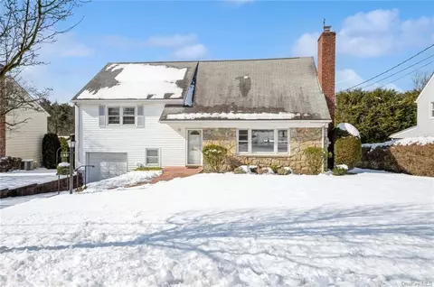 163 Oakland Ave, Eastchester, NY 10709