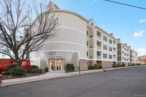 3 Cross St #314, Ramapo, NY 10901