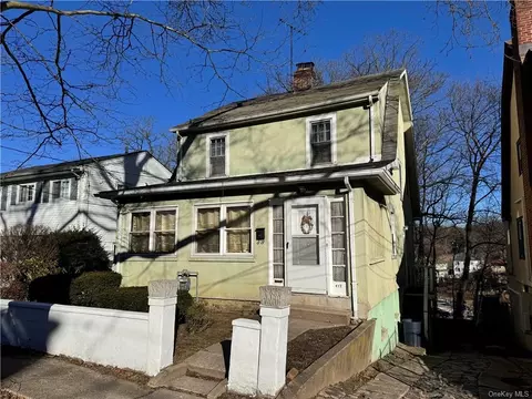 417 Warwick Ave, Mount Vernon, NY 10553