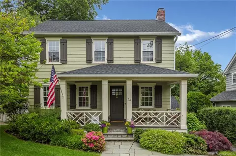23 Bayberry St, Bronxville, NY 10708