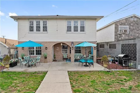 924 Harding Park, New York, NY 10473