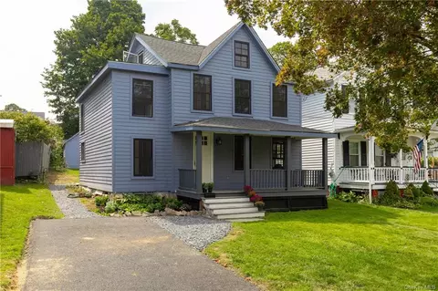 71 Beacon St, Beacon, NY 12508