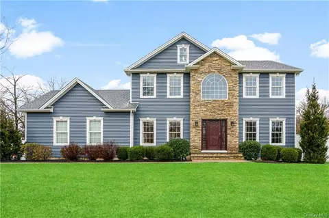 5 Pvt Del Regno Ct, Orangetown, NY 10913