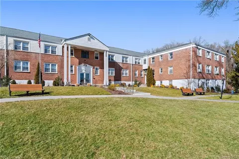 14 South Rd #1M, Harrison, NY 10528