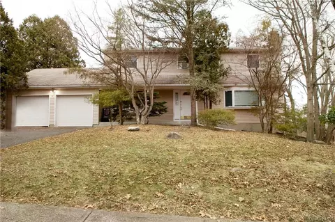 19 Underwood Rd, Ramapo, NY 10952