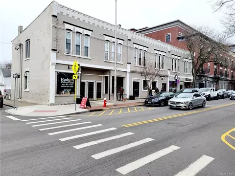 257-267 Main St, Beacon, NY 12508