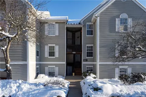 1036 Washington Grn #C-P4, New Windsor, NY 12553