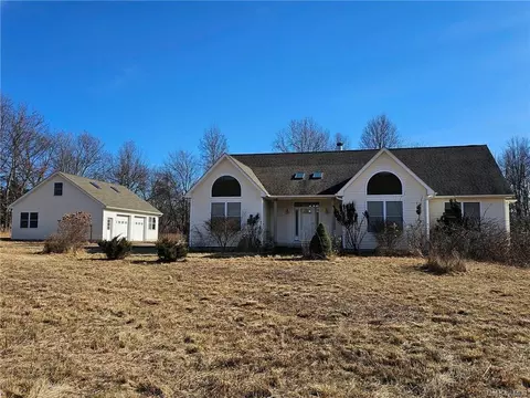 97 Horton Rd, Mamakating, NY 12790