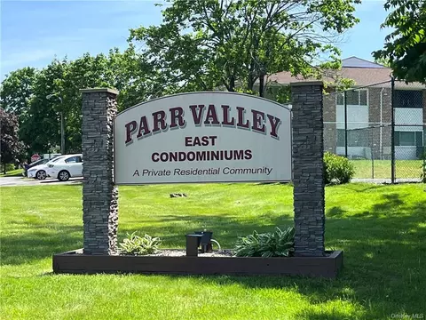 906 Cortland Dr #9F, Newburgh, NY 12550