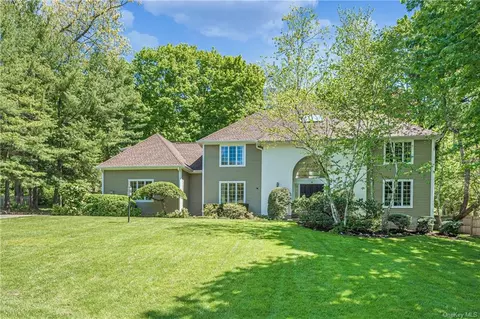 4 Westerleigh Ct, Rye, NY 10577