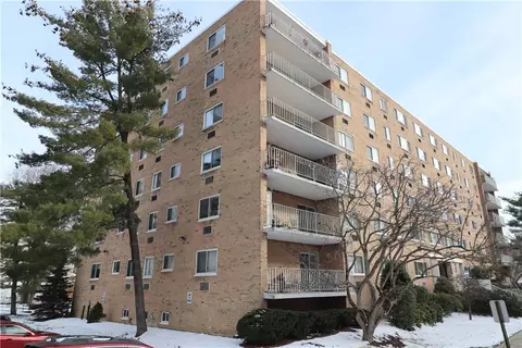 414 Benedict Ave #4F, Greenburgh, NY 10591