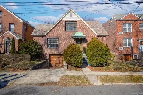 1245 Pinchot Pl, Bronx, NY 10461