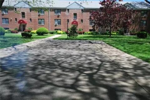 338 Richbell Rd #B2, Mamaroneck, NY 10543