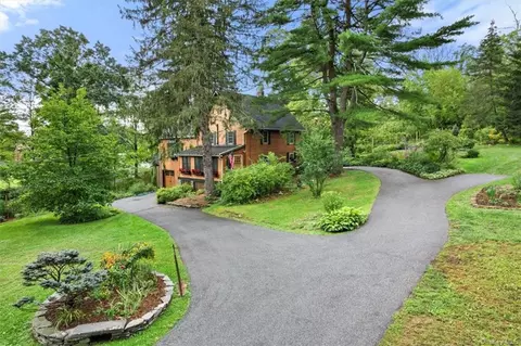 225 Conklingtown Rd, Goshen, NY 10924