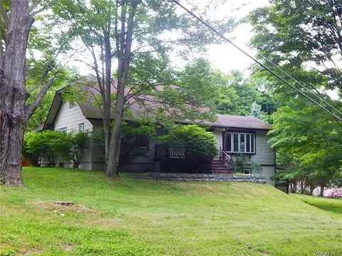 121 Carrier St, Liberty, NY 12754