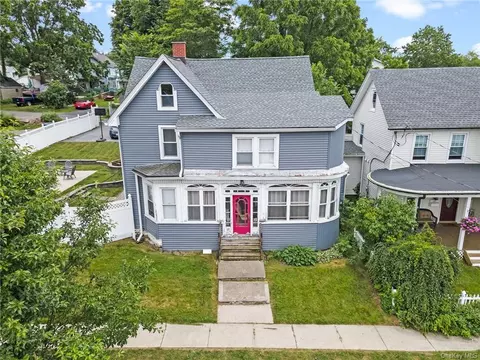 143 W Main St, Walden, NY 12586