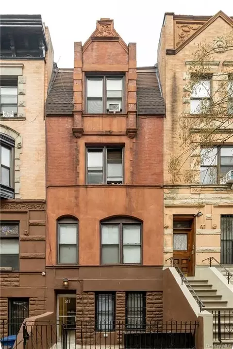 511 W 144th St, New York, NY 10031