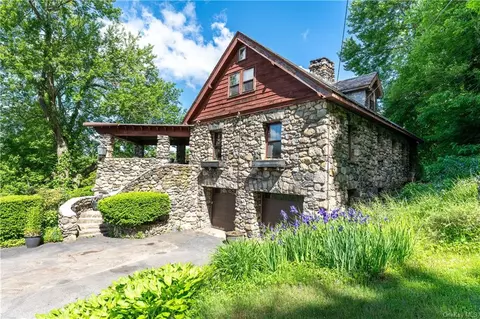 327 Tonetta Lake Rd, Southeast, NY 10509