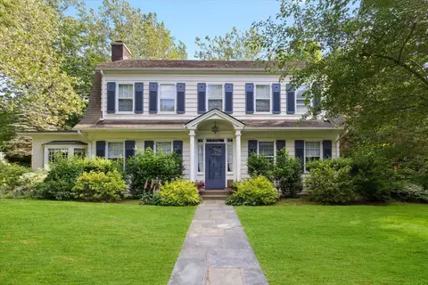 16 Barney Park, Greenburgh, NY 10533