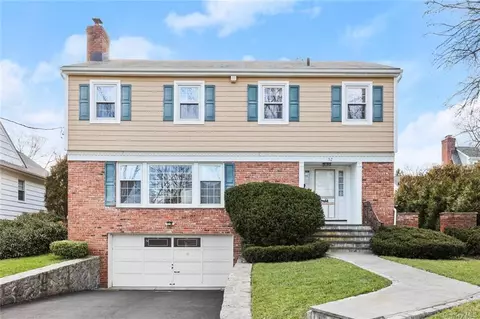 52 Fayette Rd, Scarsdale, NY 10583