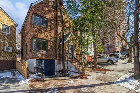 3820 Orloff Ave, Bronx, NY 10463