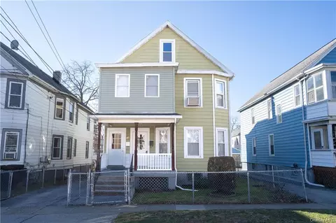 66 Lent St, Poughkeepsie, NY 12601