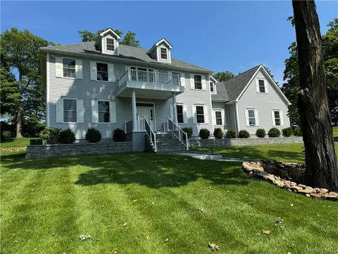 7 Ligi Ln, Greenburgh, NY 10607