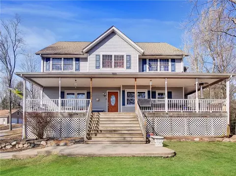 300 Bruyn Ave, Crawford, NY 12566