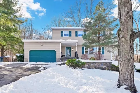 6 Arlington Dr, Monroe, NY 10950